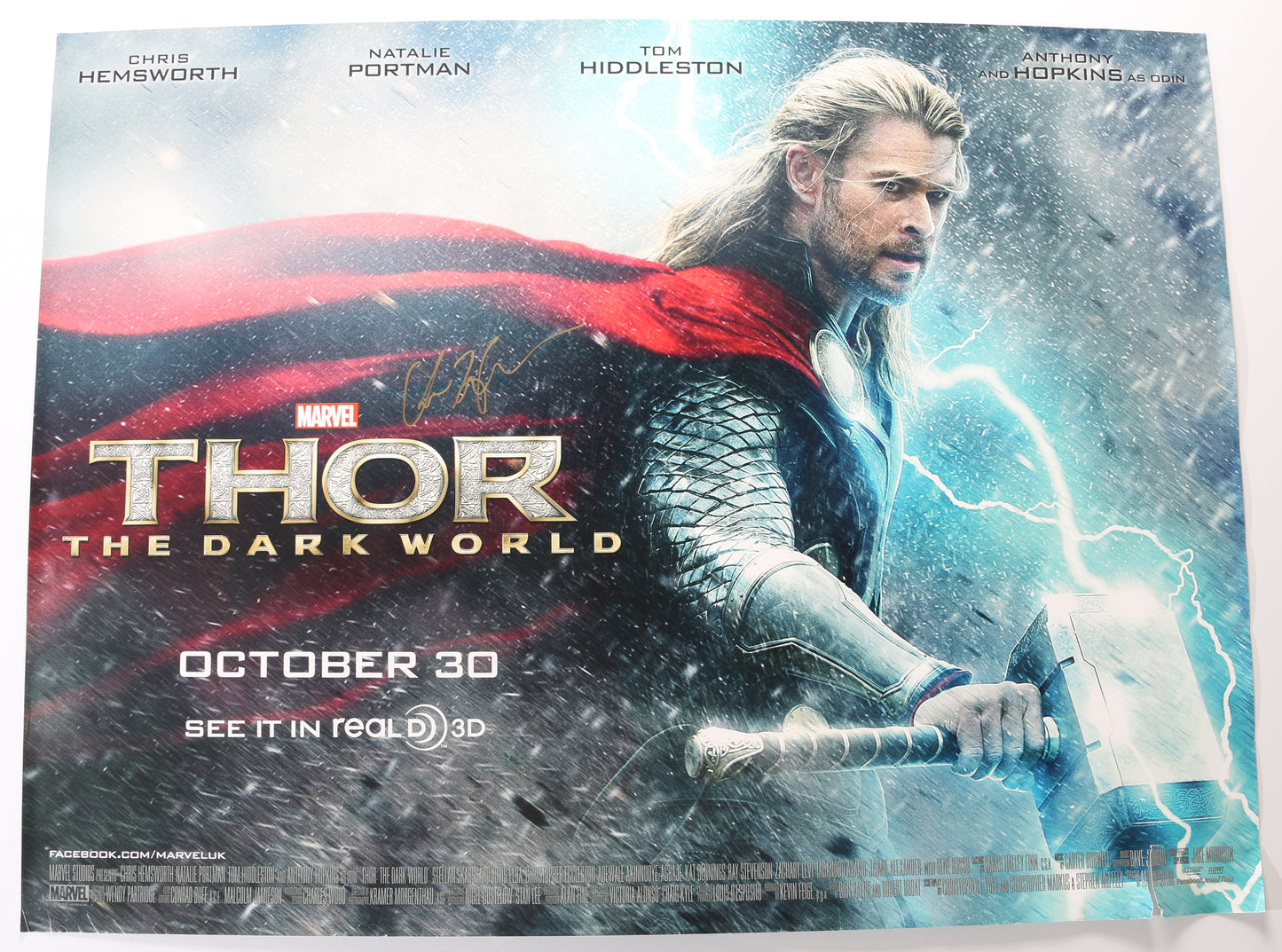 
                  
                    Chris Hemsworth as Thor in Thor: The Dark World (SWAU) Signed 30x40 Double Sided Quad Poster
                  
                