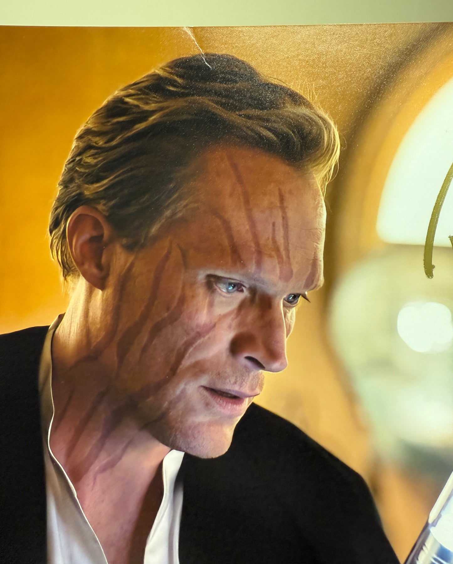 
                  
                    Paul Bettany as Dryden Vos in Solo: A Star Wars Story (SWAU) Signed 8x10 Photo
                  
                