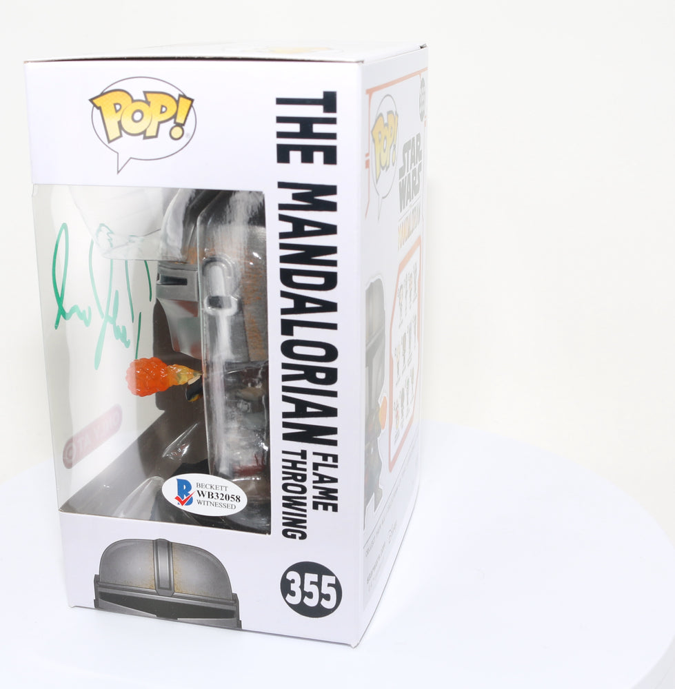 
                  
                    Pedro Pascal as The Mandalorian in Star Wars: The Mandalorian Target Exclusive (Beckett) Signed POP! Funko #355
                  
                