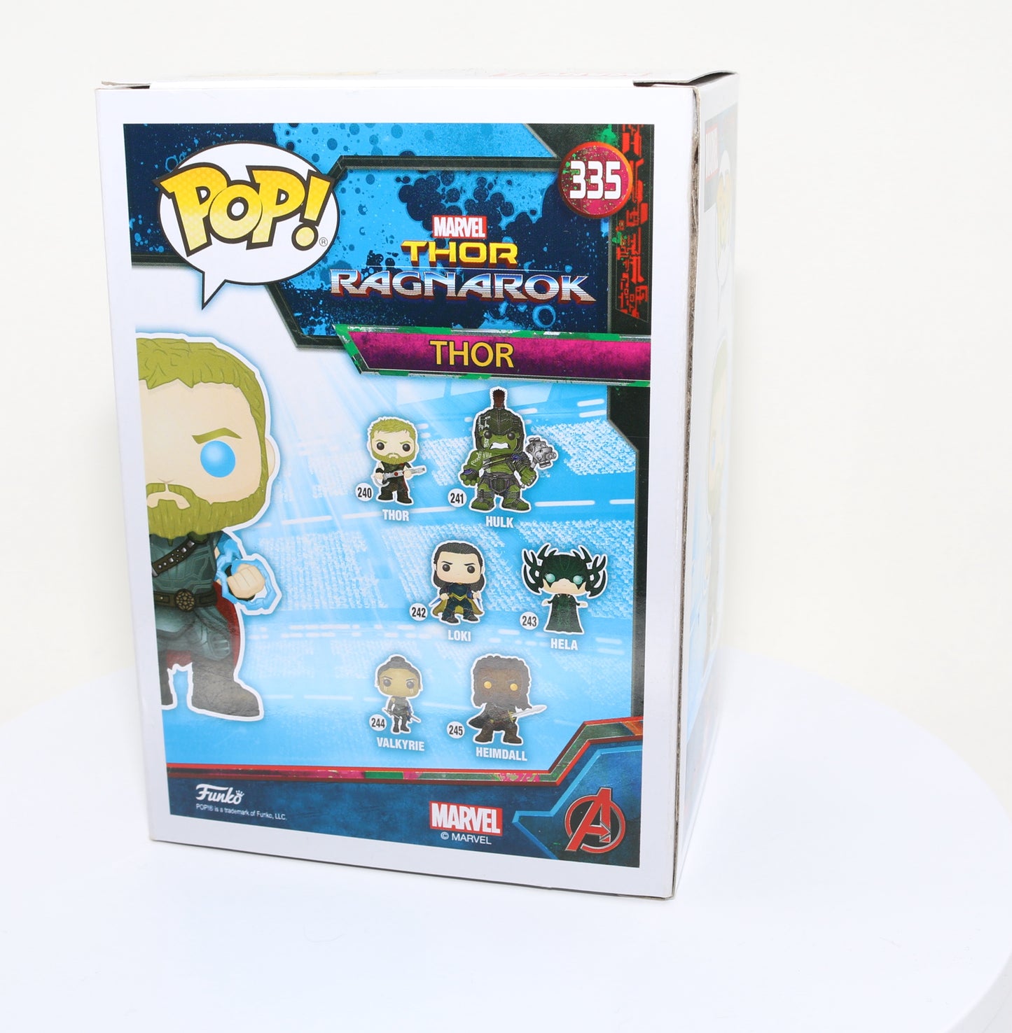 
                  
                    Chris Hemsworth as Thor in Thor: Ragnarok 2018 Summer Convention Glow in the Dark Exclusive (SWAU) Signed Funko POP! #335
                  
                