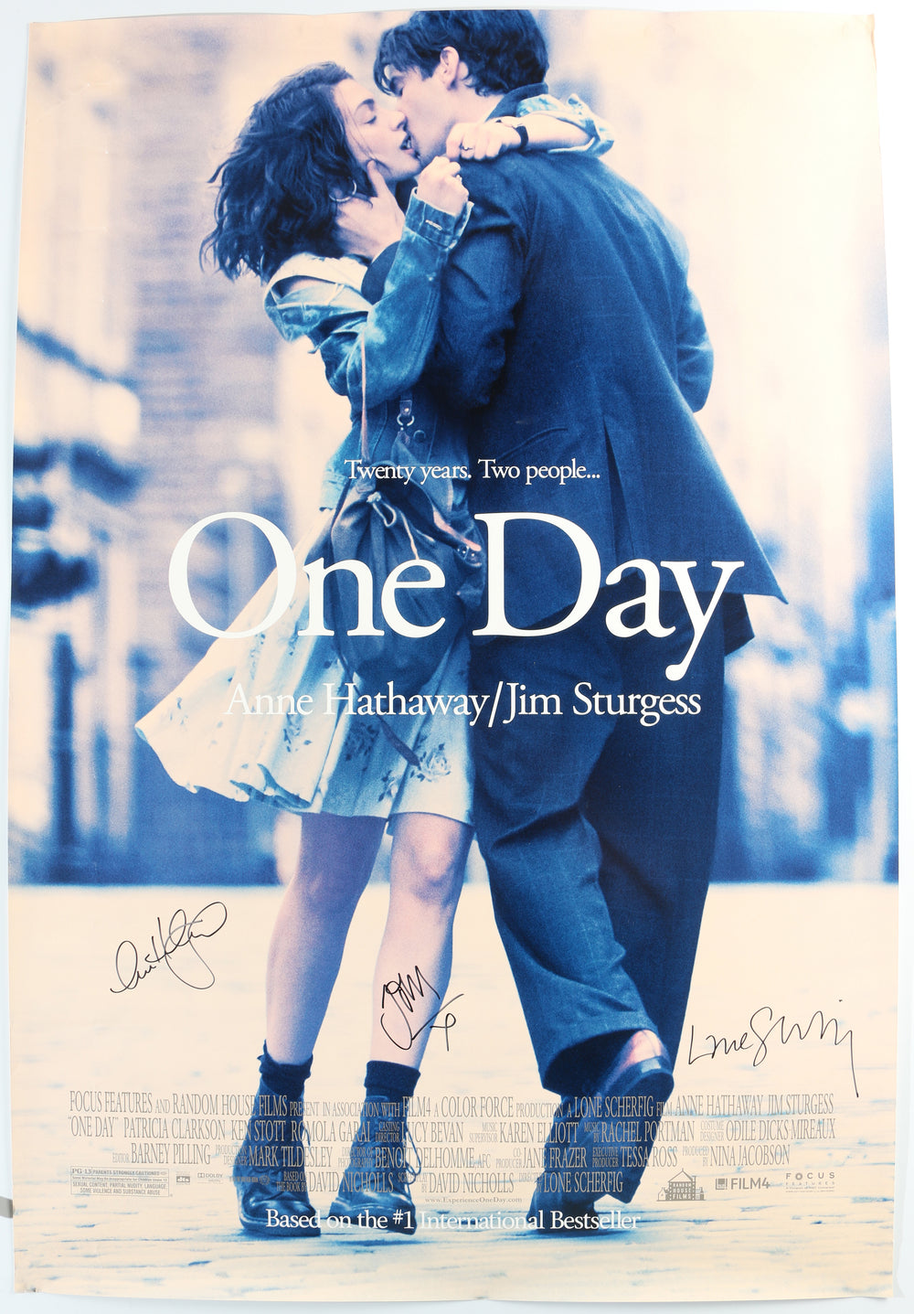 One Day 27x40 Poster Cast Signed by Anne Hathaway & Jim Sturgess with Director: Lone Scherfig