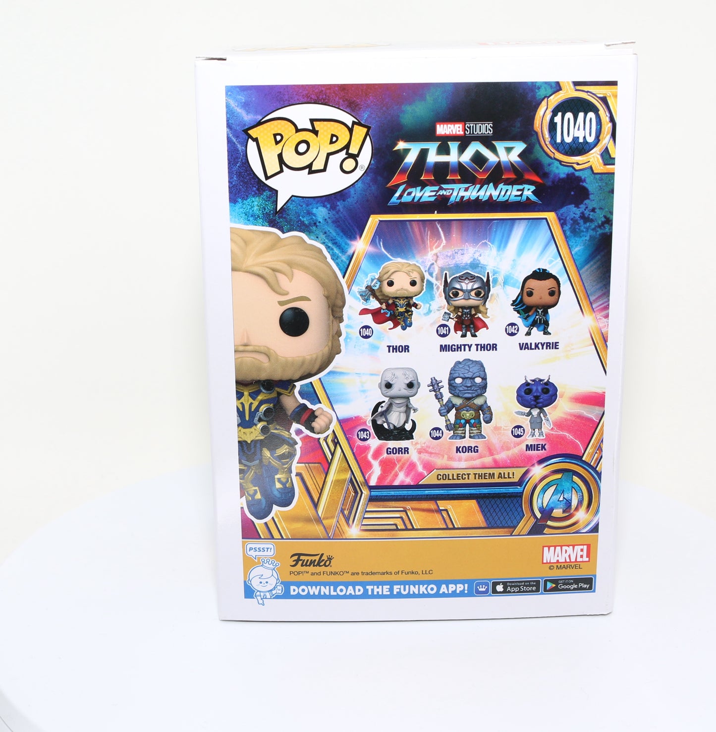 
                  
                    Chris Hemsworth as Thor in Thor: Love and Thunder (SWAU) Signed Funko POP! #1040
                  
                