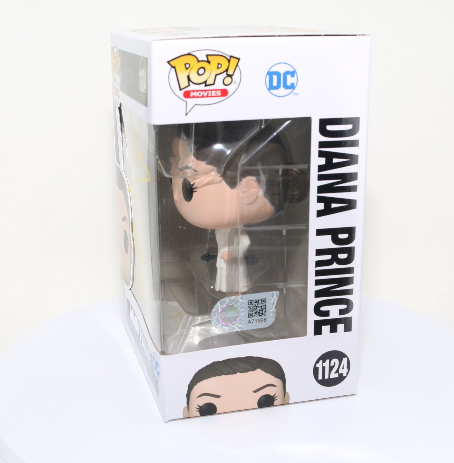 
                  
                    Gal Gadot as Diana Prince in Zack Snyder's Justice League (SWAU) Signed Funko POP! #1124
                  
                