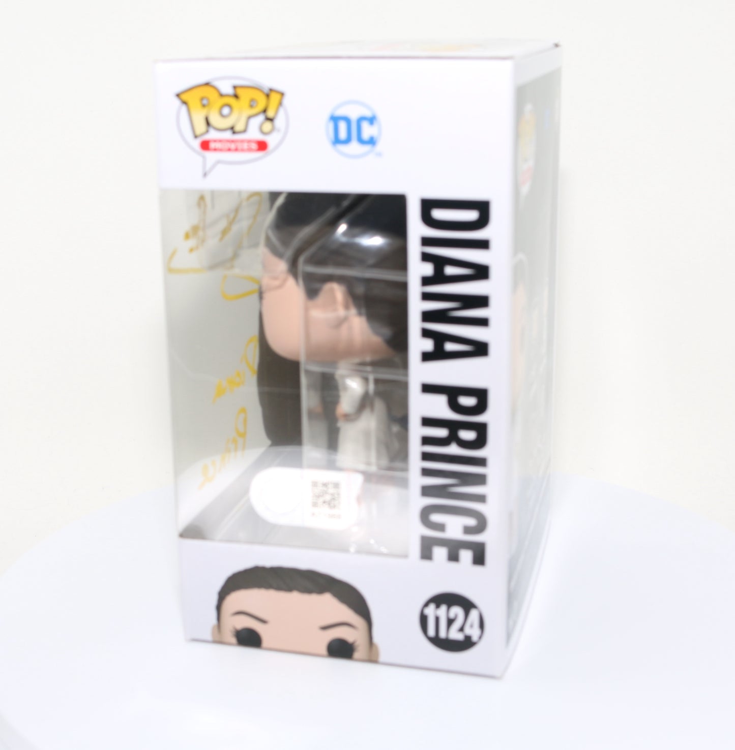 
                  
                    Gal Gadot as Diana Prince in Zack Snyder's Justice League (SWAU) Signed Funko POP! #1124
                  
                