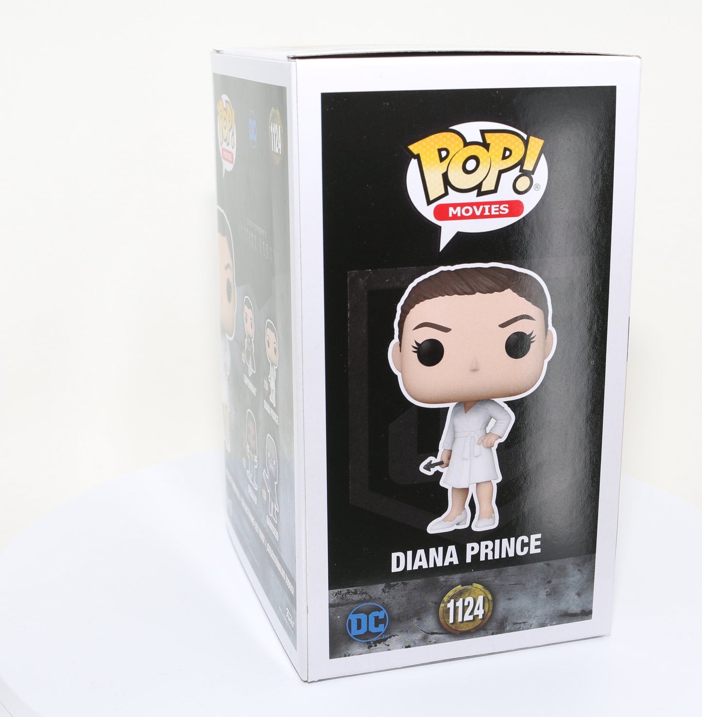 
                  
                    Gal Gadot as Diana Prince in Zack Snyder's Justice League (SWAU) Signed Funko POP! #1124
                  
                