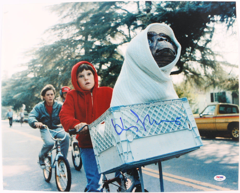 Henry Thomas as Elliot in E.T. the Extra-Terrestrial (Beckett) Signed 16x20 Photo