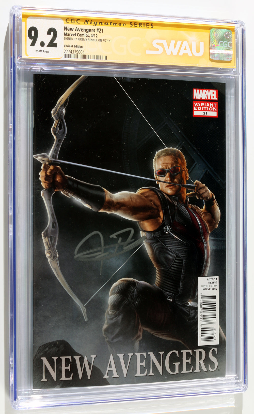 New Avengers #21 - Signed by Jeremy Renner as Hawkeye from The Avengers (SWAU CGC Signature Series 9.2) 2023