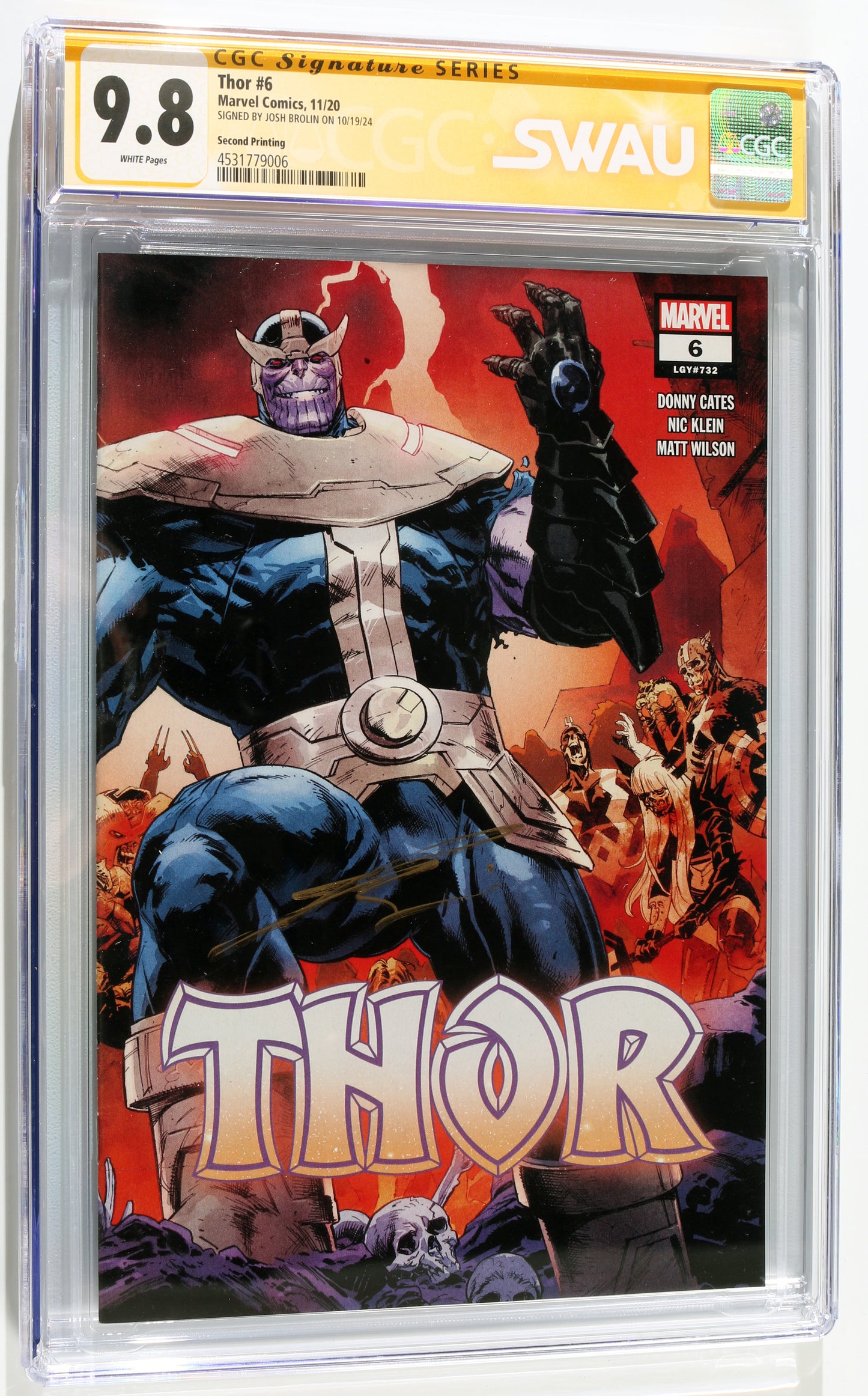 
                  
                    Marvel's Thor #6 - Signed by Josh Brolin as Thanos from Avengers: Endgame (SWAU CGC Signature Series 9.8) 2020
                  
                