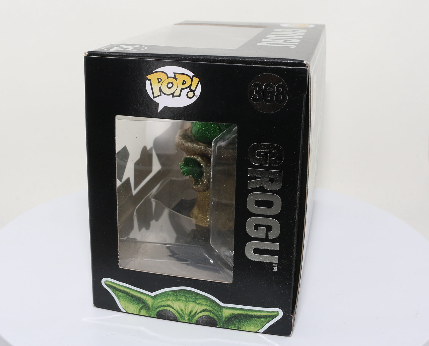
                  
                    Grogu  from Star Wars: The Mandalorian Star Wars Celebration 2022 Exclusive Limited to 5000 Pieces Diamond Collection Funko POP! #368 - Grail
                  
                