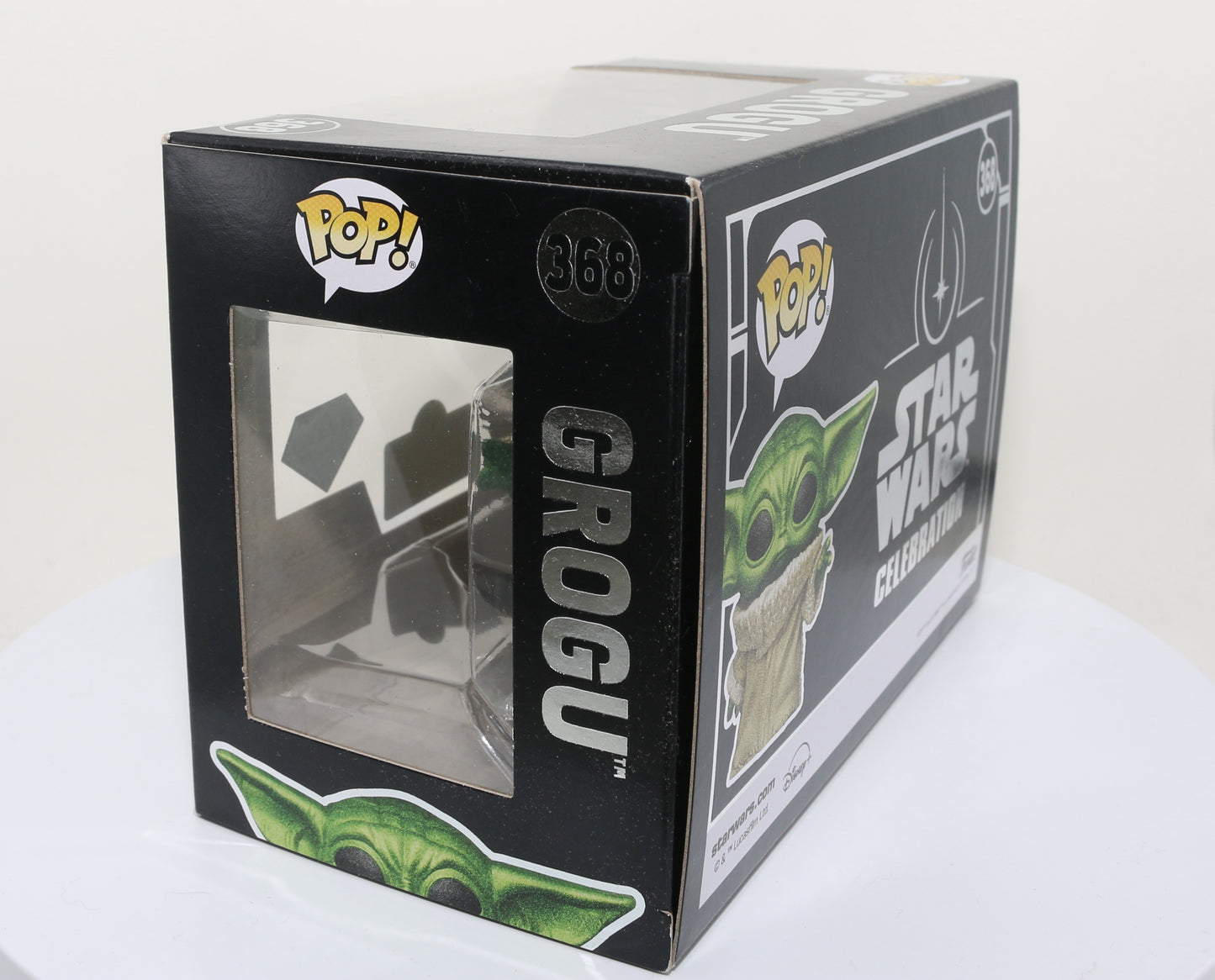 
                  
                    Grogu  from Star Wars: The Mandalorian Star Wars Celebration 2022 Exclusive Limited to 5000 Pieces Diamond Collection Funko POP! #368 - Grail
                  
                