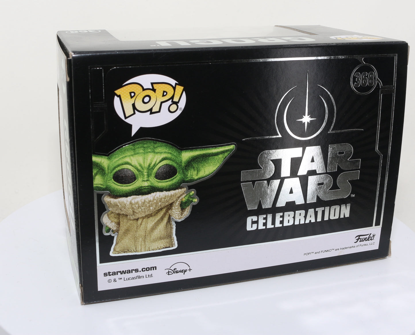 
                  
                    Grogu  from Star Wars: The Mandalorian Star Wars Celebration 2022 Exclusive Limited to 5000 Pieces Diamond Collection Funko POP! #368 - Grail
                  
                