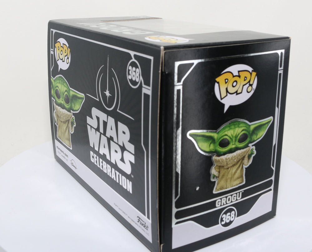 
                  
                    Grogu  from Star Wars: The Mandalorian Star Wars Celebration 2022 Exclusive Limited to 5000 Pieces Diamond Collection Funko POP! #368 - Grail
                  
                