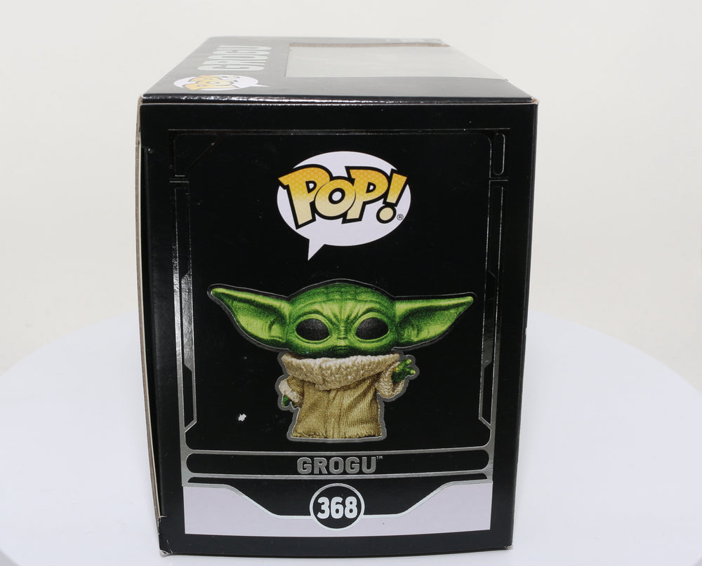 
                  
                    Grogu  from Star Wars: The Mandalorian Star Wars Celebration 2022 Exclusive Limited to 5000 Pieces Diamond Collection Funko POP! #368 - Grail
                  
                