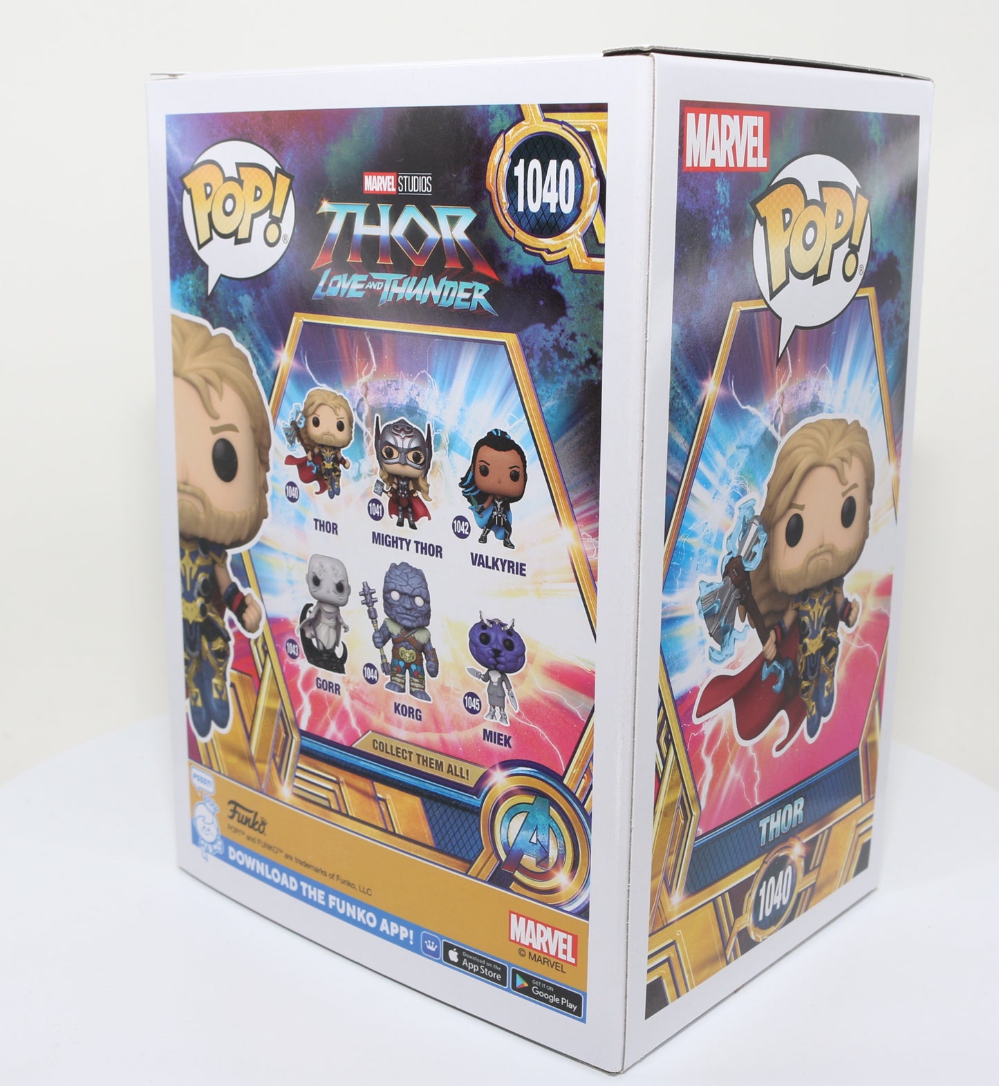 
                  
                    Chris Hemsworth as Thor in Thor: Love and Thunder (SWAU) Signed Funko POP! #1040
                  
                