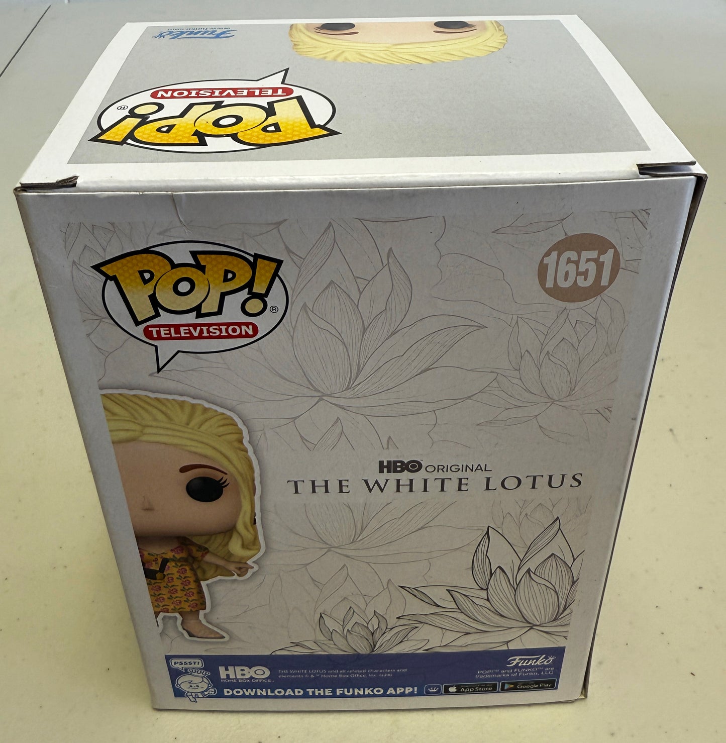 
                  
                    Jennifer Coolidge as Tanya McQuoid in The White Lotus Amazon Exclusive (SWAU) Signed Funko POP! #1651 with Character Name
                  
                