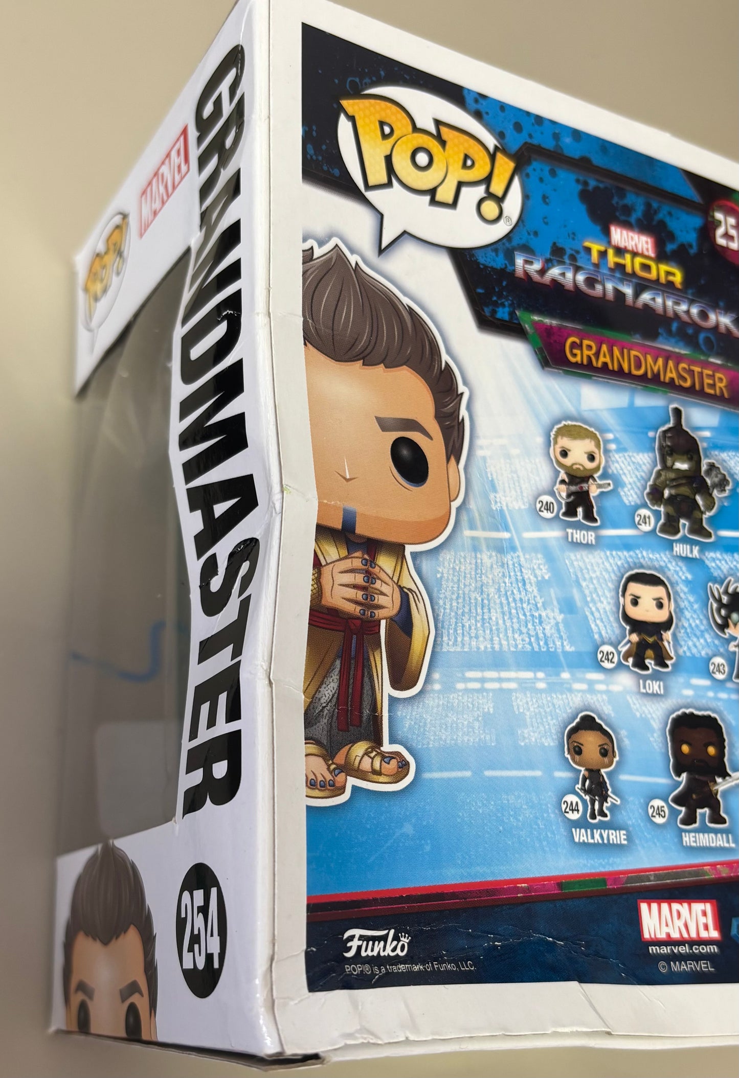 
                  
                    Jeff Goldblum as Grandmaster in Thor: Ragnarok 2017 Fall Convention Exclusive Funko POP! #254
                  
                