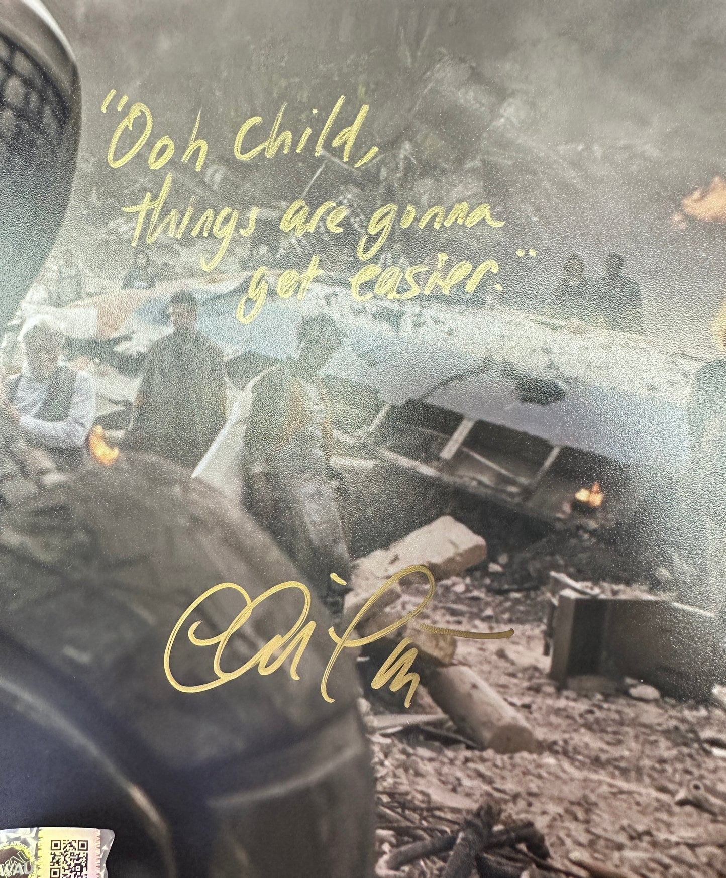 
                  
                    Chris Pratt as Star-Lord in Guardians of the Galaxy (SWAU) Signed 8x10 Photo with Quote
                  
                