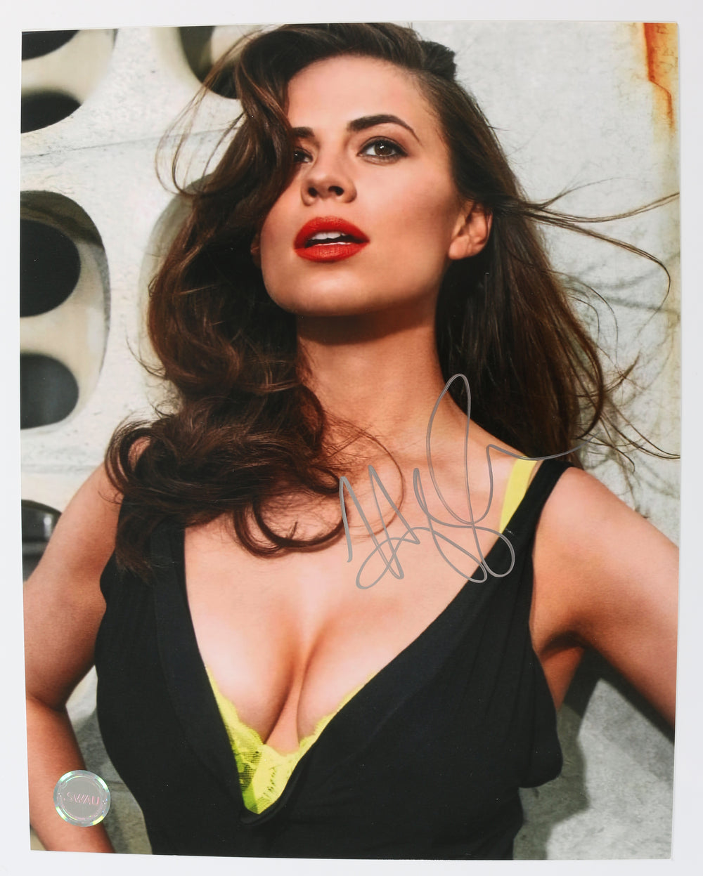 Hayley Atwell from Captain America & Mission: Impossible (SWAU) Sexy Signed 11x14 Photo