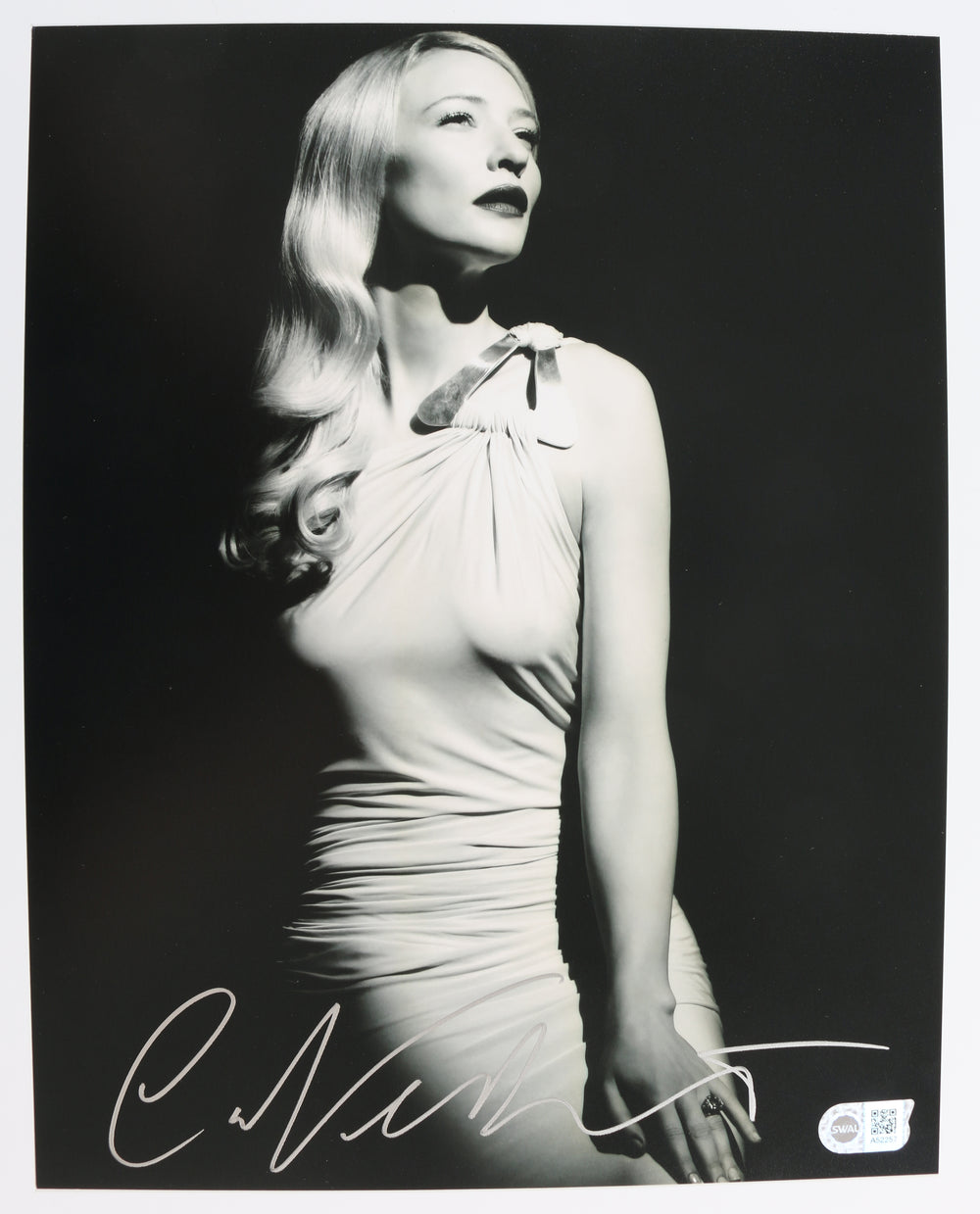 Cate Blanchett from The Lord of the Rings, Thor: Ragnarok, & Indiana Jones (SWAU) Sexy Signed 11x14 Photo