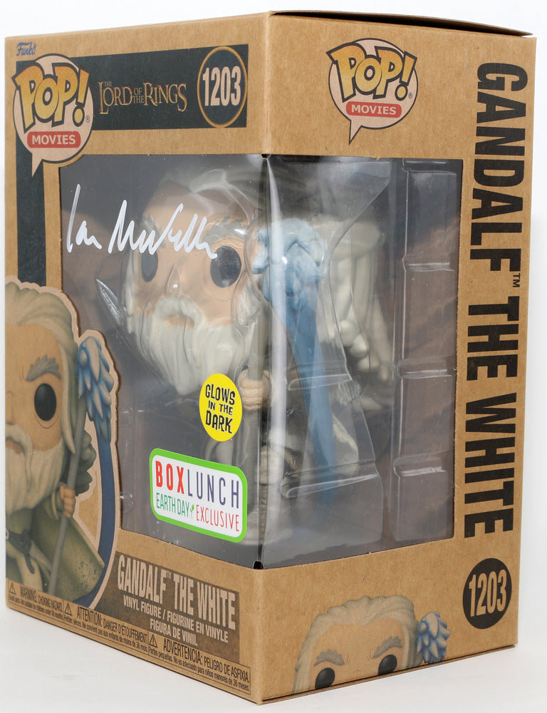 
                  
                    Ian McKellen as Gandalf the White in The Lord of the Rings: The Return of the King GITD Box Lunch Exclusive Signed Funko POP! #1203
                  
                