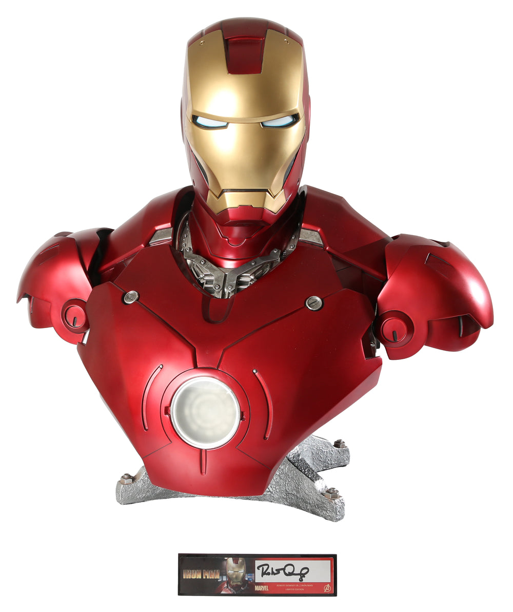 特大 アイアンマン 3 robert downey jr直筆サイン 特大 アイアンマン 3 robert downey jr直筆サイン - メルカリ