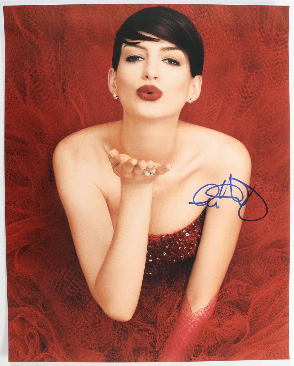 Anne Hathaway from The Devil Wears Prada, Catwoman in Batman, & The Princess Diaries Sexy Signed 16x20 Photo
