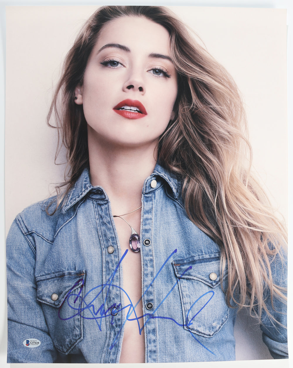 Amber Heard from Aquaman, Justice League, Zombieland, & Pineapple Express Sexy Signed 16x20 Photo
