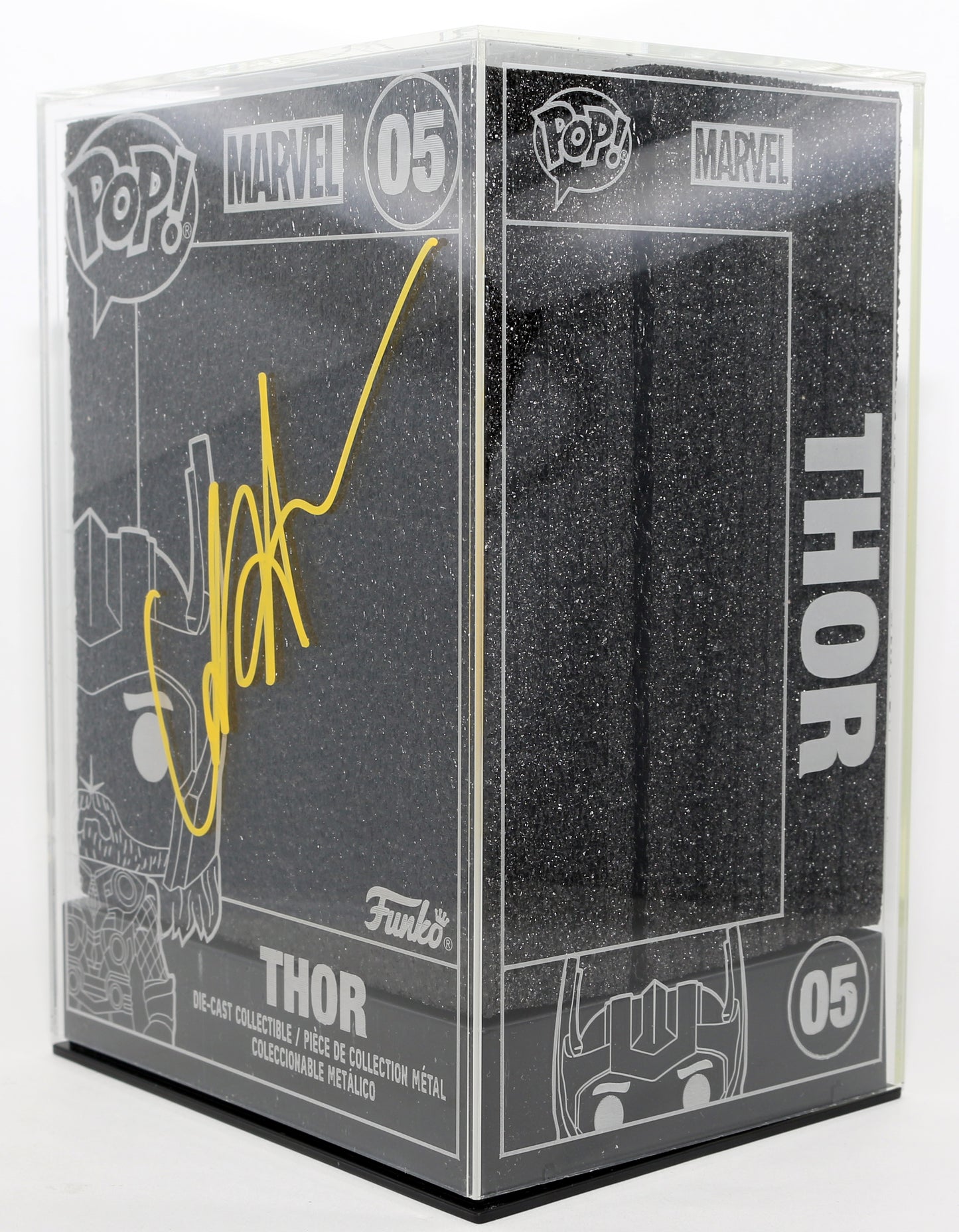 
                  
                    Chris Hemsworth as Thor in The Avengers Signed Diecast Funko POP! #05
                  
                
