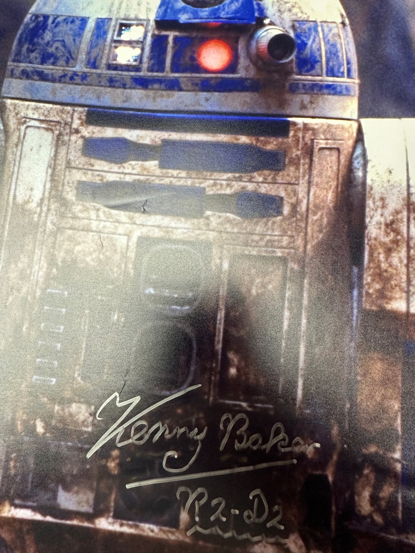 
                  
                    Kenny Baker as R2-D2 in Star Wars: The Empire Strikes Back Signed 16x20 (Official Pix) Photo
                  
                