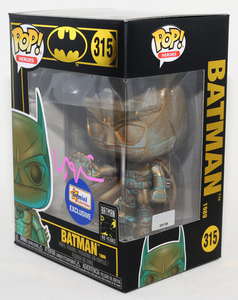 
                  
                    Val Kilmer as Batman in Batman Forever Gemini Collectibles Exclusive (Celebrity Authentics) Signed Funko POP! #315
                  
                