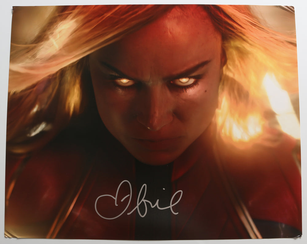 Brie Larson as Captain Marvel in Captain Marvel (Beckett Witnessed) Signed 16x20 Photo
