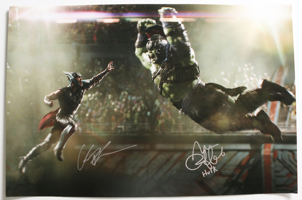 Chris Hemsworth as Thor vs. Mark Ruffalo as the Hulk in Thor: Ragnarok (SWAU) Signed 20x30 Photo with Character Name