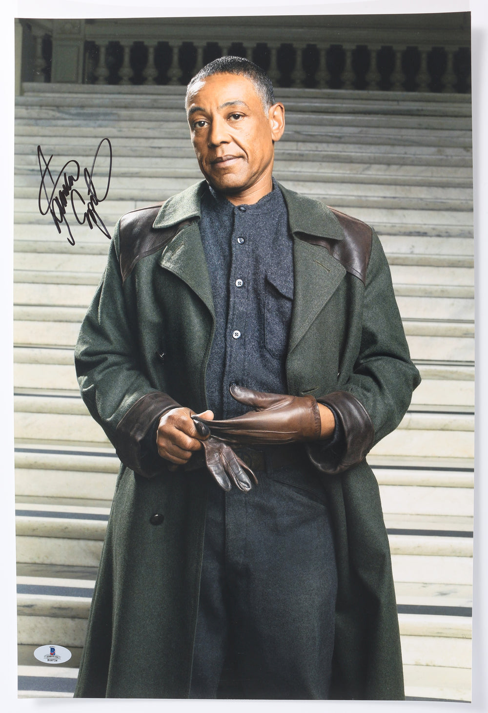 Giancarlo Esposito as Major Tom Neville in Revolution (Beckett) Signed 12x18 Photo