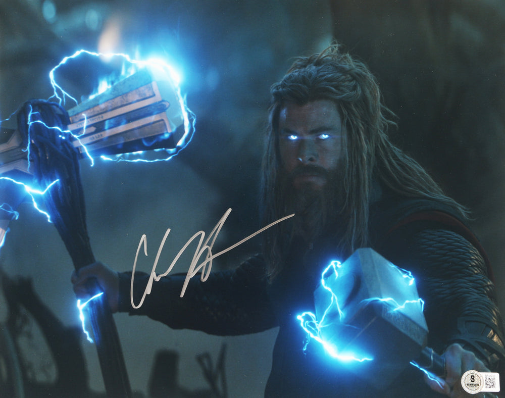 Chris Hemsworth as Thor in Avengers: Endgame (Beckett) Signed 11x14 Photo