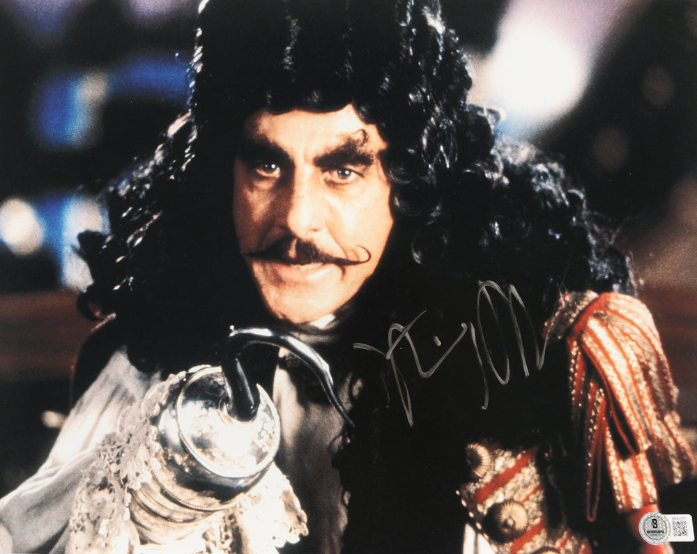 Dustin Hoffman as Captain Hook in Steven Spielberg's Hook (Beckett) Signed 11x14 Photo