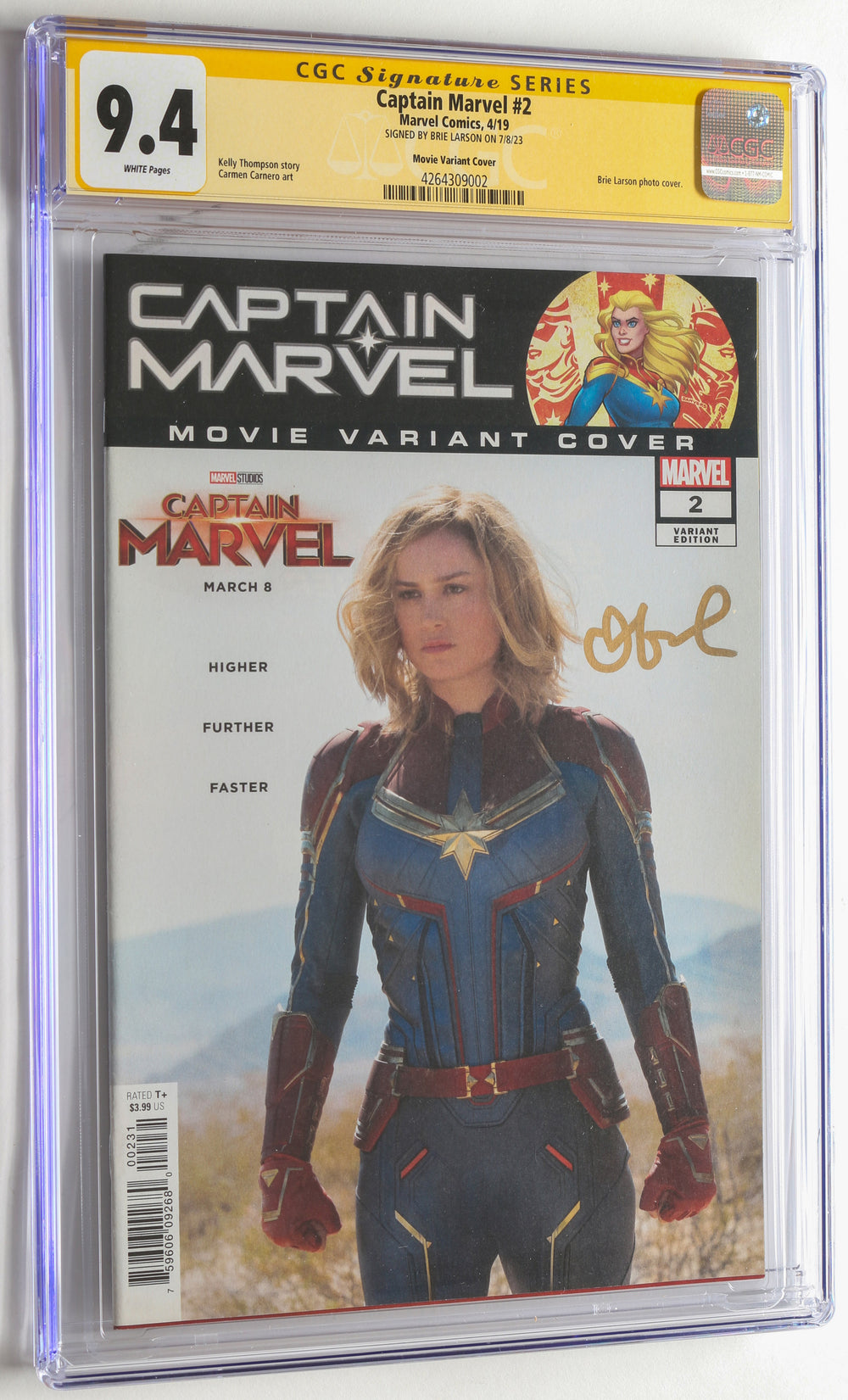 Captain Marvel #2 - Movie Variant Photo Cover - Signed by Brie Larson (CGC Signature Series 9.4) 2019