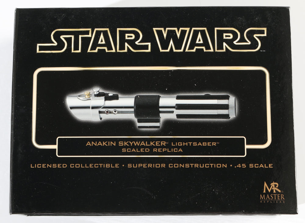 
                  
                    Hayden Christensen as Anakin Skywalker in Star Wars Episode II: Attack of the Clones Master Replicas Scaled Prop Replica Mini Lightsaber
                  
                