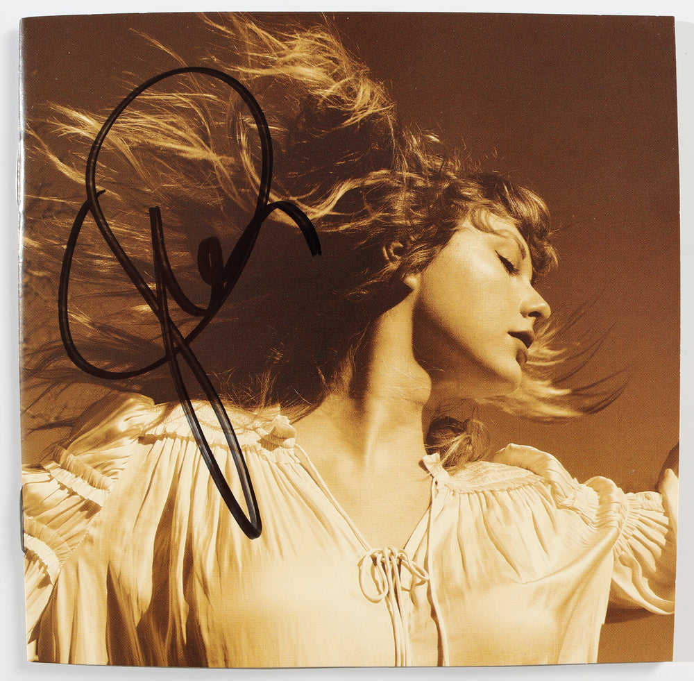 
                  
                    Fearless [Taylor's Version] 2021 CD Album Insert Signed by Taylor Swift
                  
                