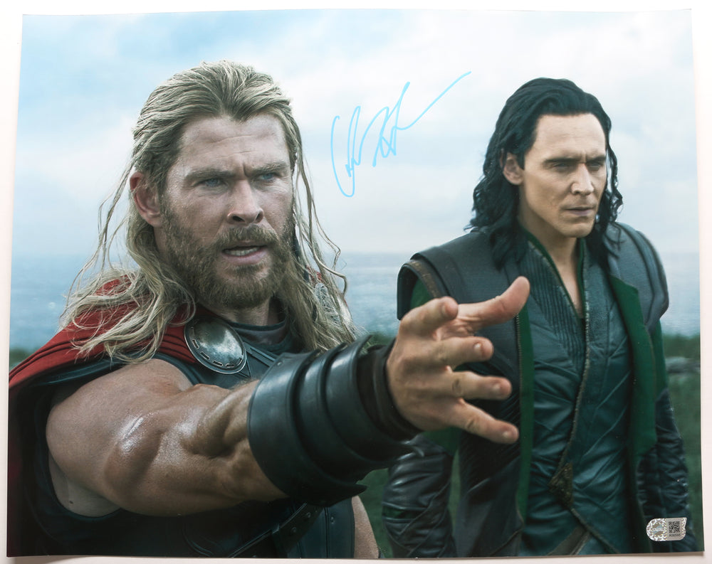 Chris Hemsworth as Thor in Thor: The Dark World (SWAU) Signed 16x20 Photo