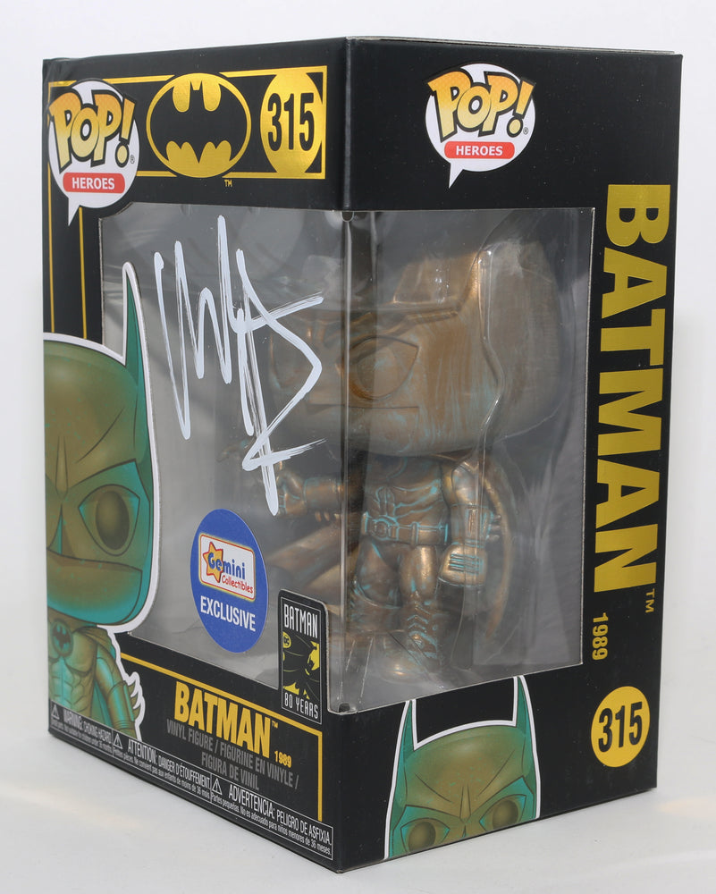 
                  
                    Christian Bale as Batman in Christopher Nolan's The Dark Knight Trilogy Gemini Collectibles Exclusive Signed Funko POP! #315
                  
                