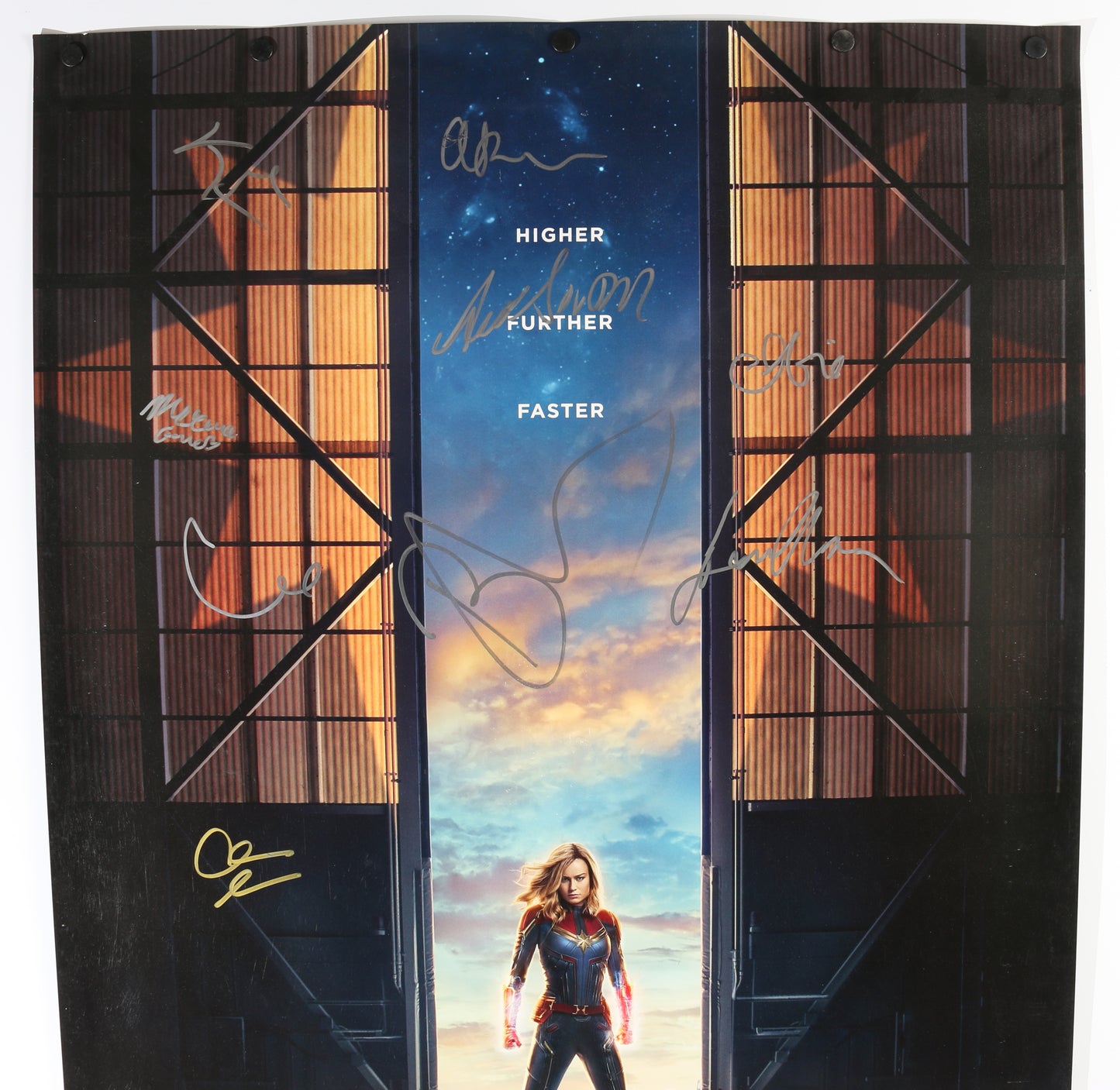 
                  
                    Captain Marvel 27x40 Poster Cast Signed by Brie Larson, Samuel L. Jackson, Ben Mendelsohn, Clark Gregg, Lee Pace, Gemma Chan, Annette Bening, McKenna Grace, & Producer: Kevin Feige
                  
                