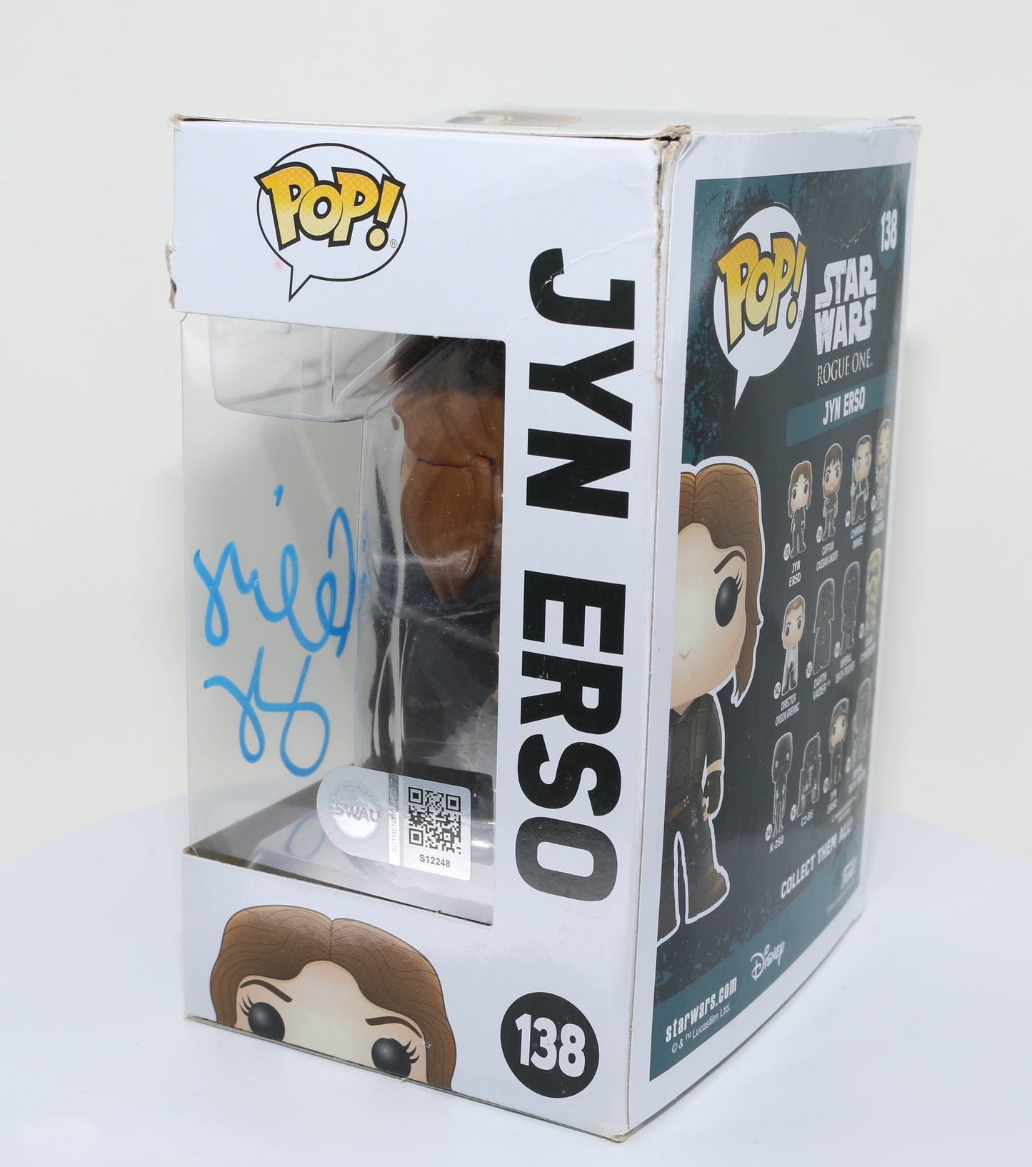 
                  
                    Felicity Jones as Jyn Erso in Rogue One: A Star Wars Story (SWAU Authenticated) Signed Funko POP! #138
                  
                