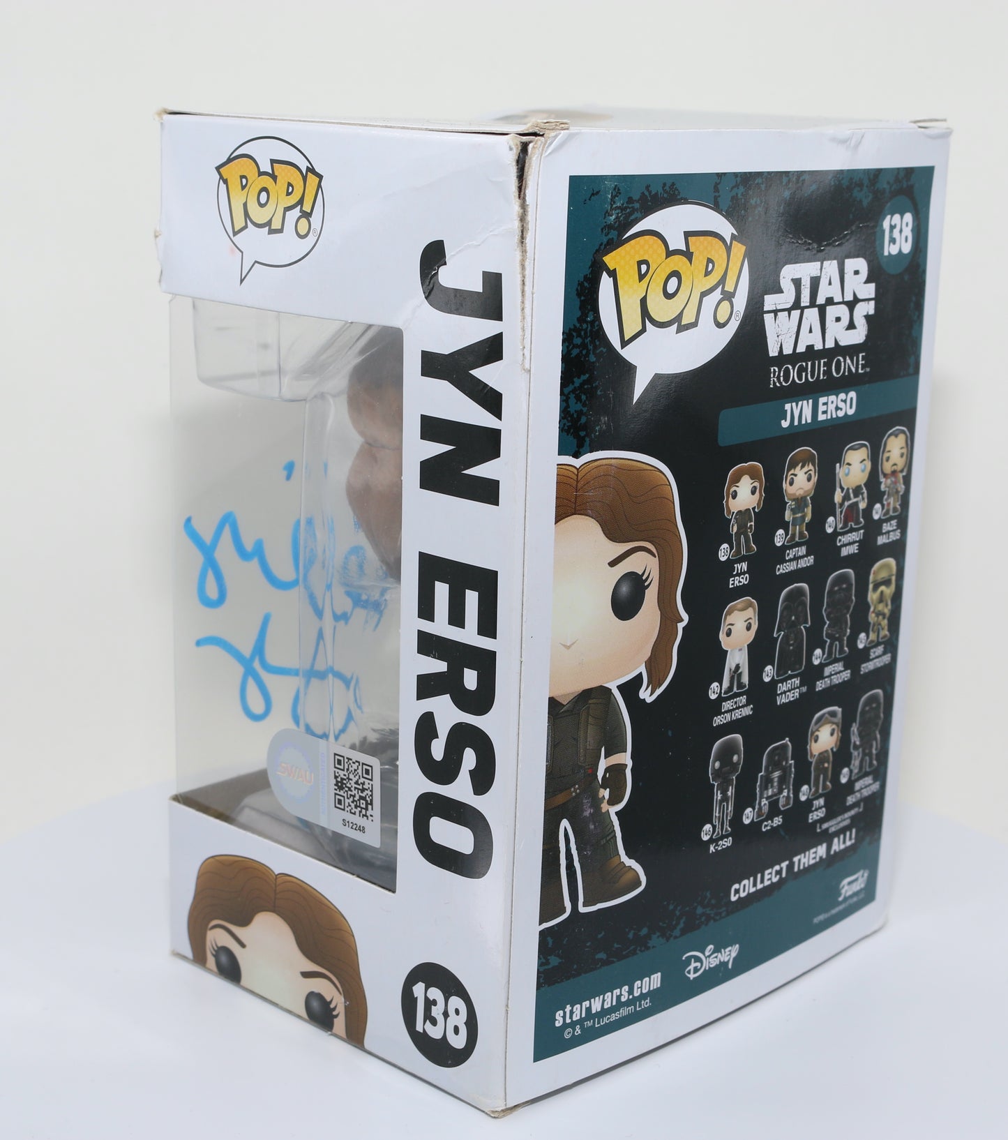 
                  
                    Felicity Jones as Jyn Erso in Rogue One: A Star Wars Story (SWAU Authenticated) Signed Funko POP! #138
                  
                