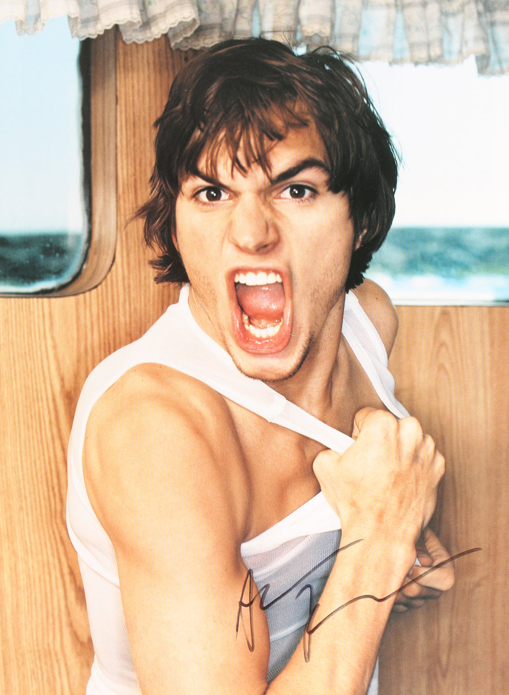 Ashton Kutcher from Two & a Half Men, The Butterfly Effect, Punk'd, & That 70's Show Signed 9x12 Magazine Page