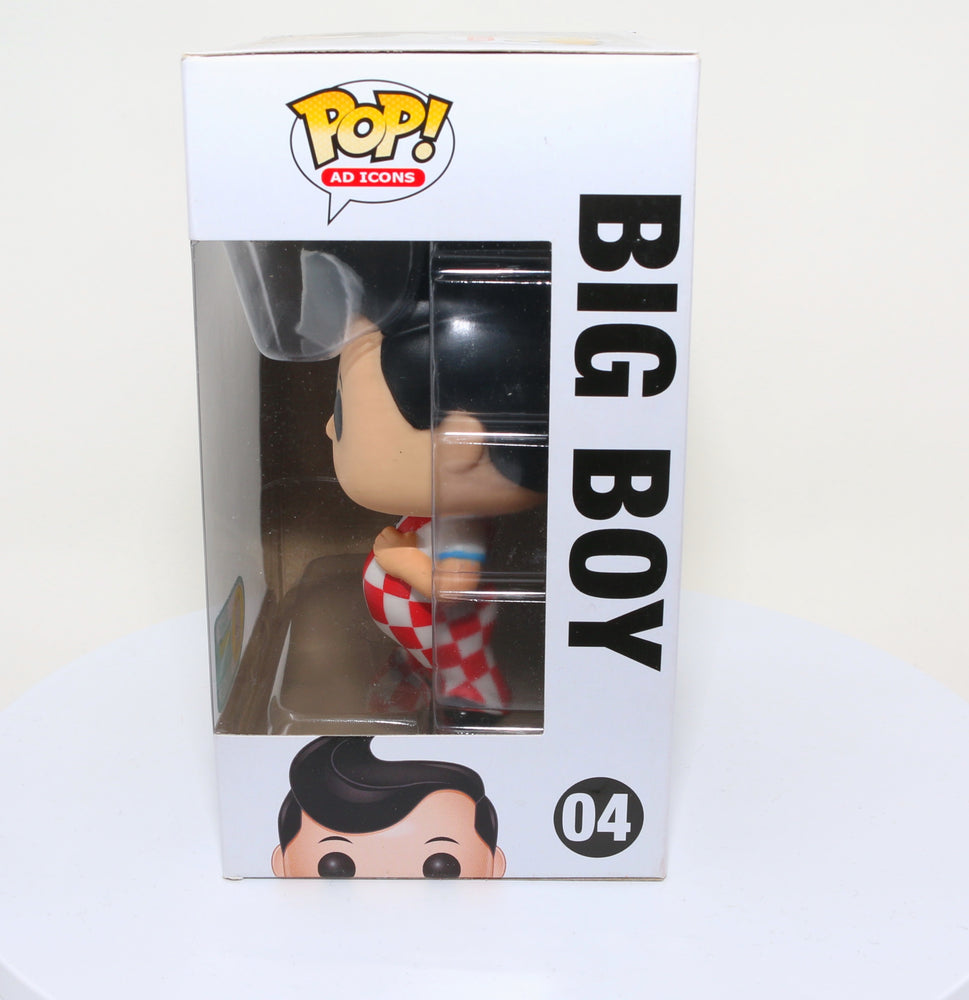 
                  
                    Big Boy from Bob's Big Boy 2016 San Diego Comic Con Exclusive Limited to 480 Pieces Funko POP! #04 - Grail
                  
                