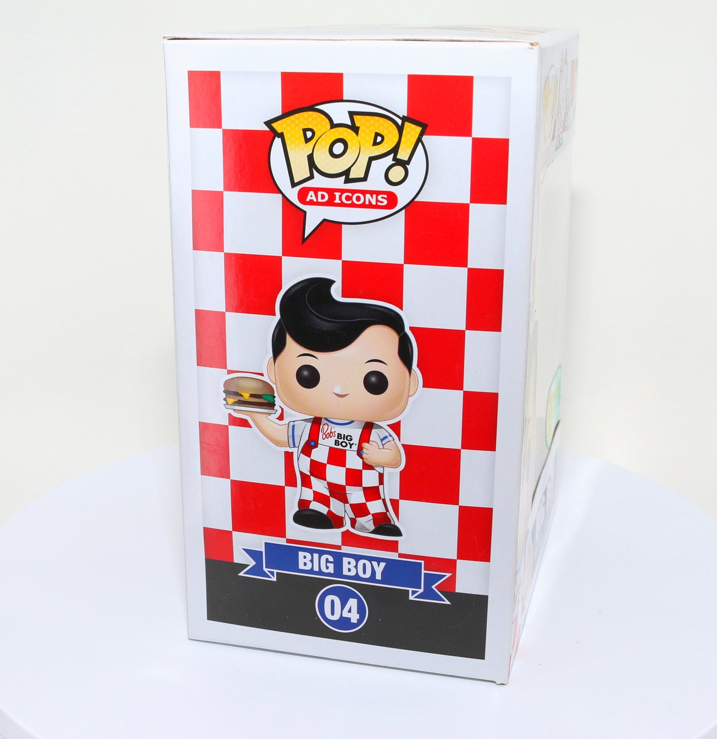 
                  
                    Big Boy from Bob's Big Boy 2016 San Diego Comic Con Exclusive Limited to 480 Pieces Funko POP! #04 - Grail
                  
                