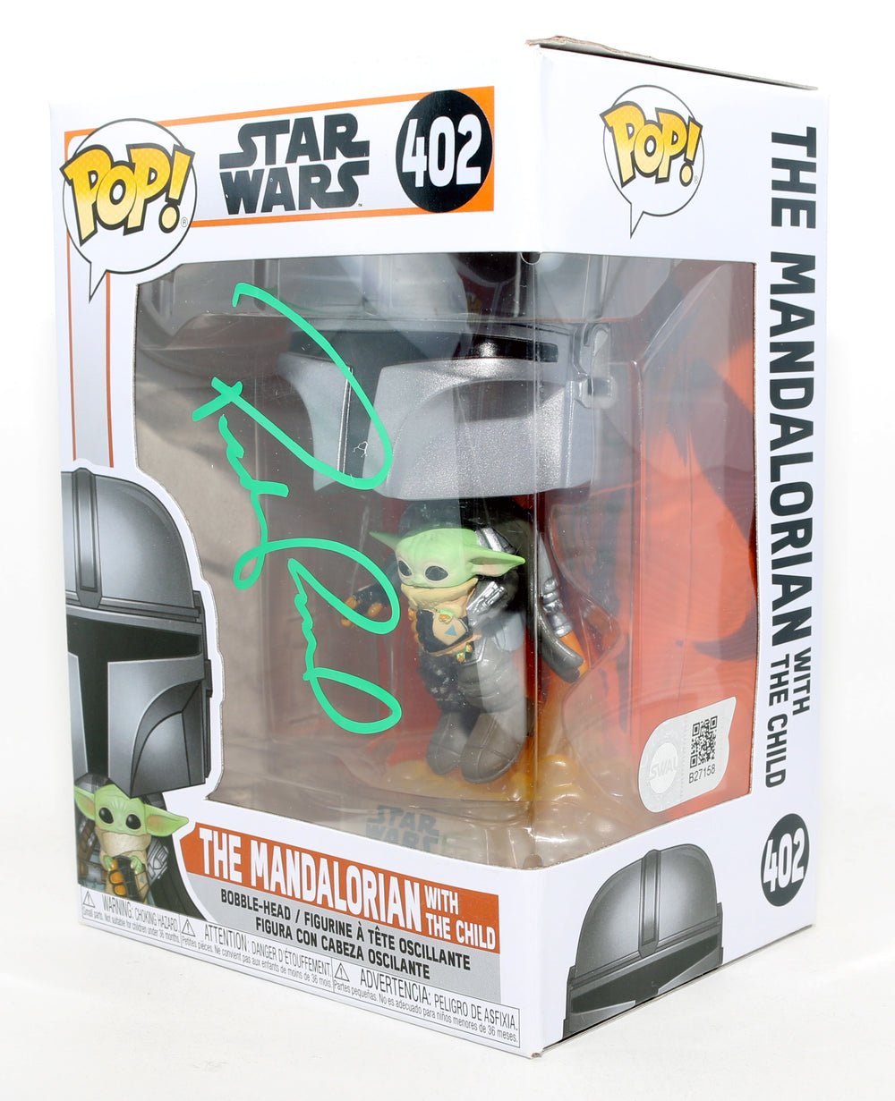 Pedro Pascal as The Mandalorian in Star Wars: The Mandalorian