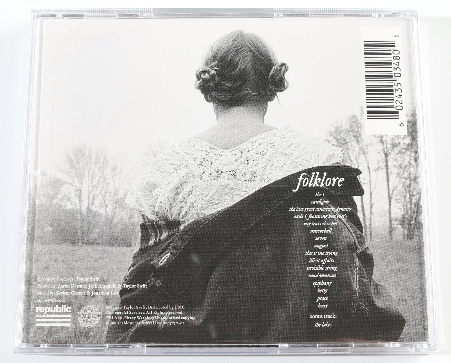 
                  
                    Folklore CD Album (JSA) 2020 CD Insert Signed by Taylor Swift
                  
                