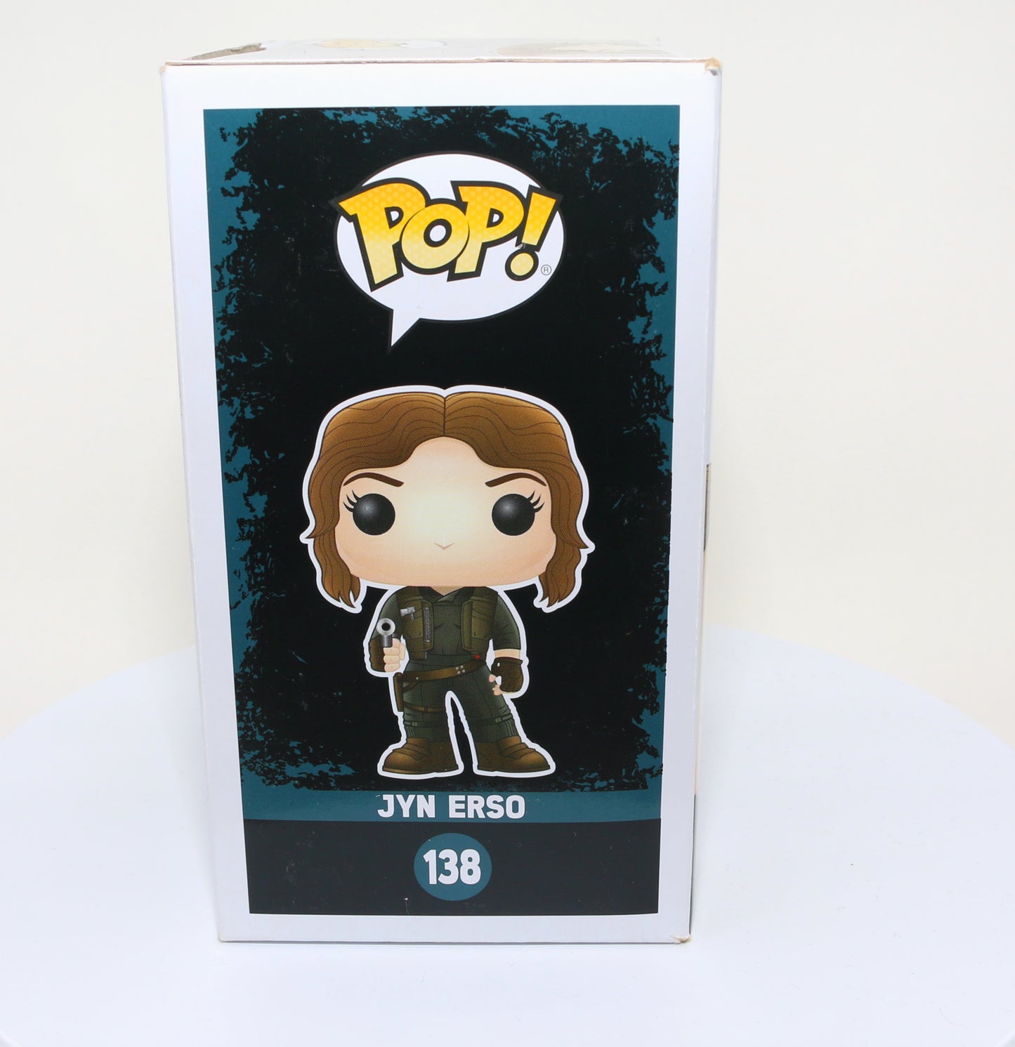 
                  
                    Felicity Jones as Jyn Erso in Rogue One: A Star Wars Story (SWAU Authenticated) Signed Funko POP! #138
                  
                