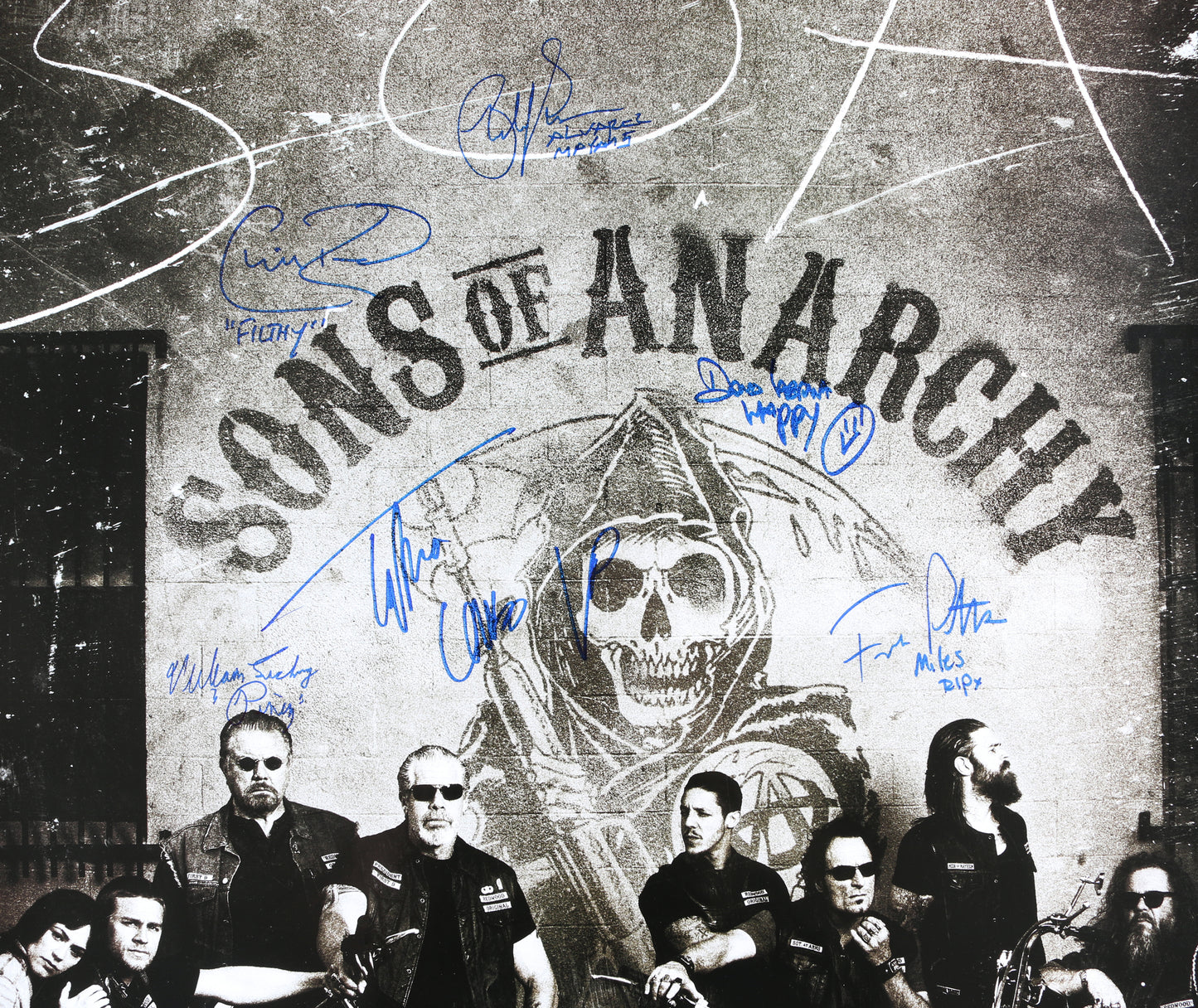 
                  
                    Sons of Anarchy 24x36 Poster Cast Signed by David Labrava, Frank Potter, Chris Reed, William Lucking, Emilio Rivera, & Tommy Flanagan
                  
                